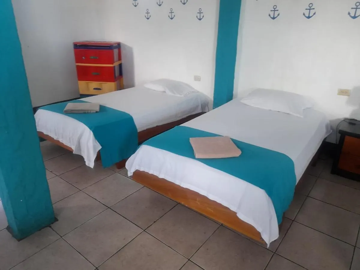 Hotel Descanso Del Petrel Puerto Ayora   Puerto Ayora (Galapagos Islands)
